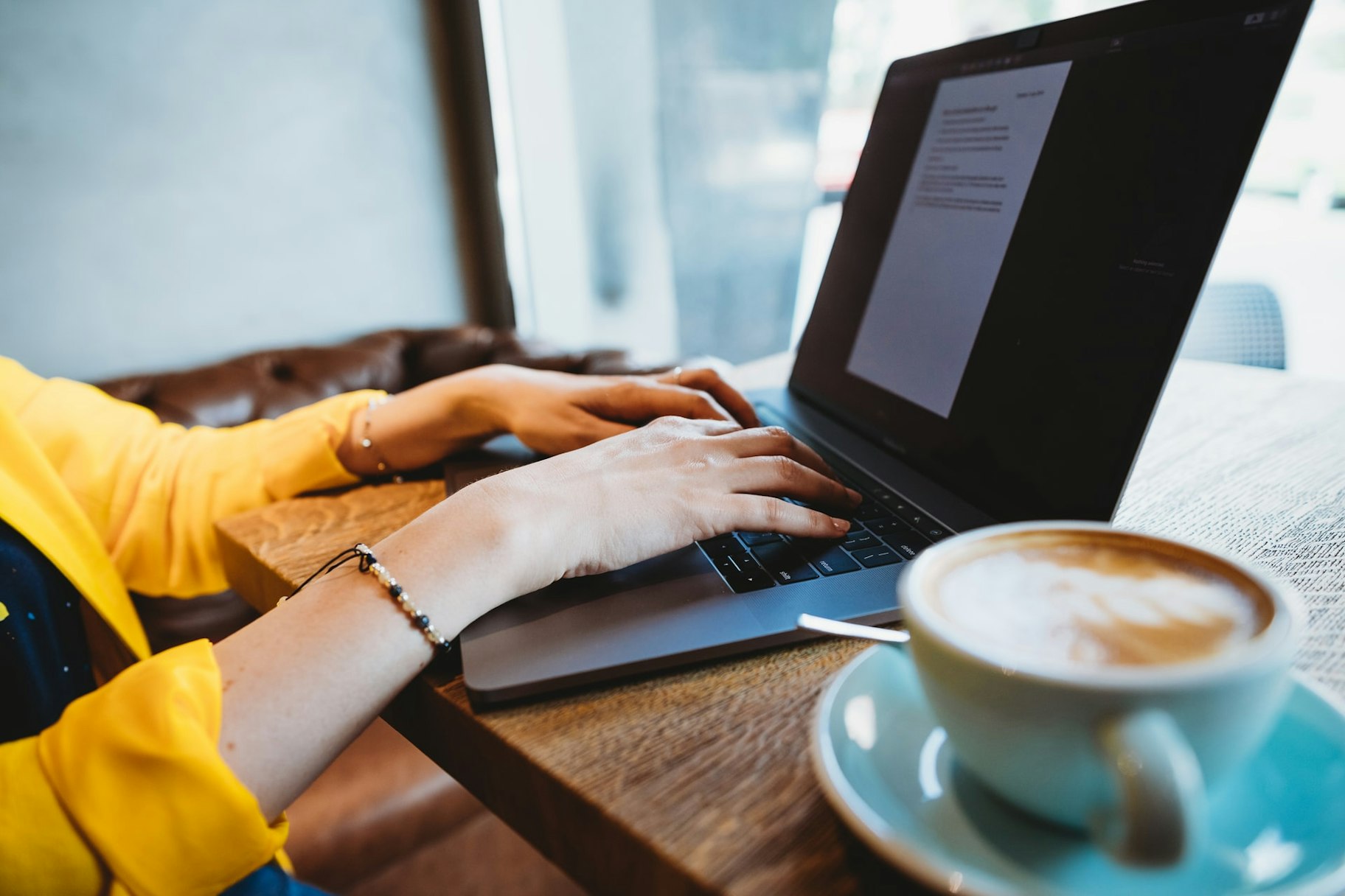 lady using laptop to represent gig economy