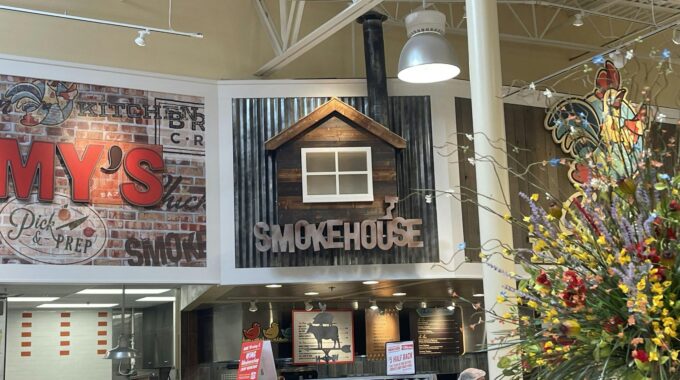 Lowes Foods Highlights Emerging Brands in an Experiential Tour de Force