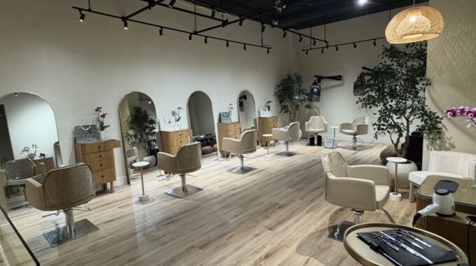 How Beauty & Wellness Destination Bubbles & Mane Finds Products that Match its Vibe