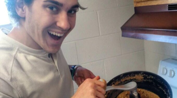 From Farmers Markets to 4,000+ Doors: 7 Lessons from Nat’s Nuts on Scaling Your CPG Brand Organically